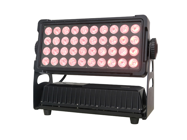 IP65 40 قطعة 15 واط RGBW 4 في 1 كشاف مقاوم للماء